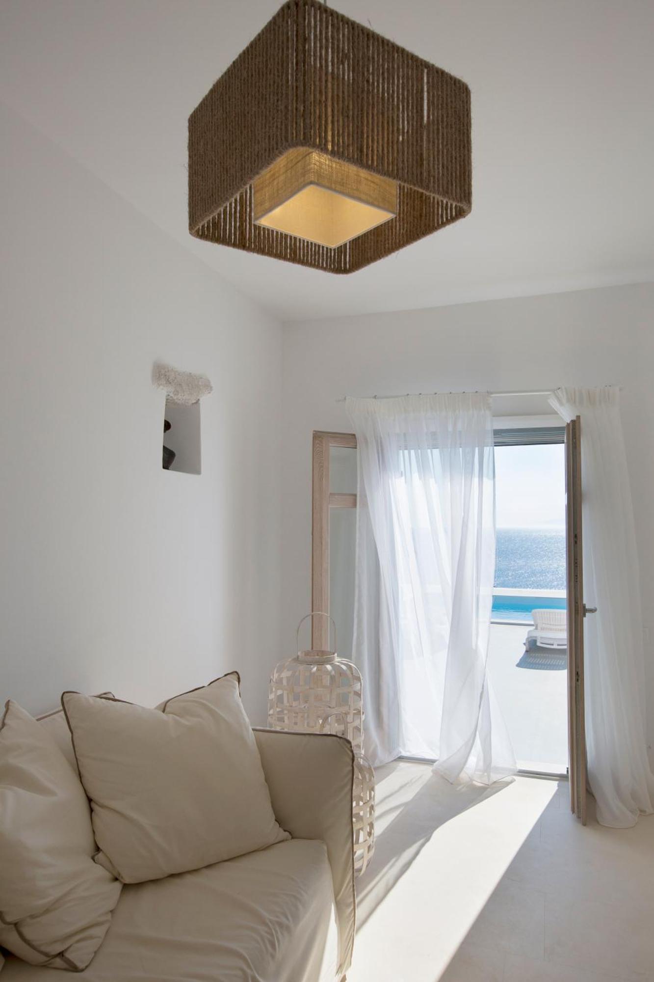 Casadei Pool 4-bdr Sea View 'anemos' & 'petra' With Nighttime Security Guard